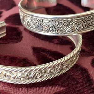 Sterling silver 2 diamond cut, scroll bracelets❣️